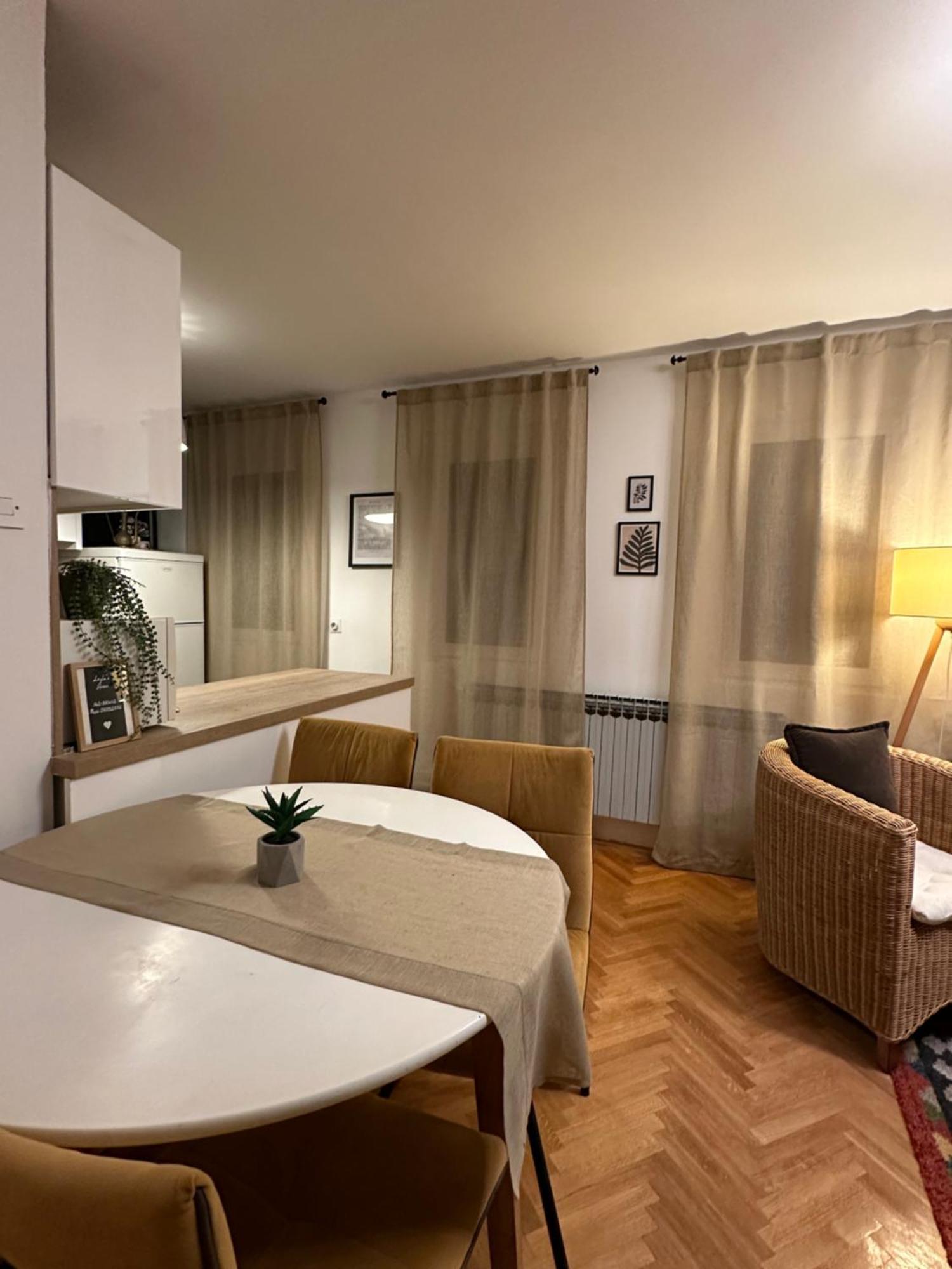 Layla'S Home Free Parking Saraievo Exterior foto