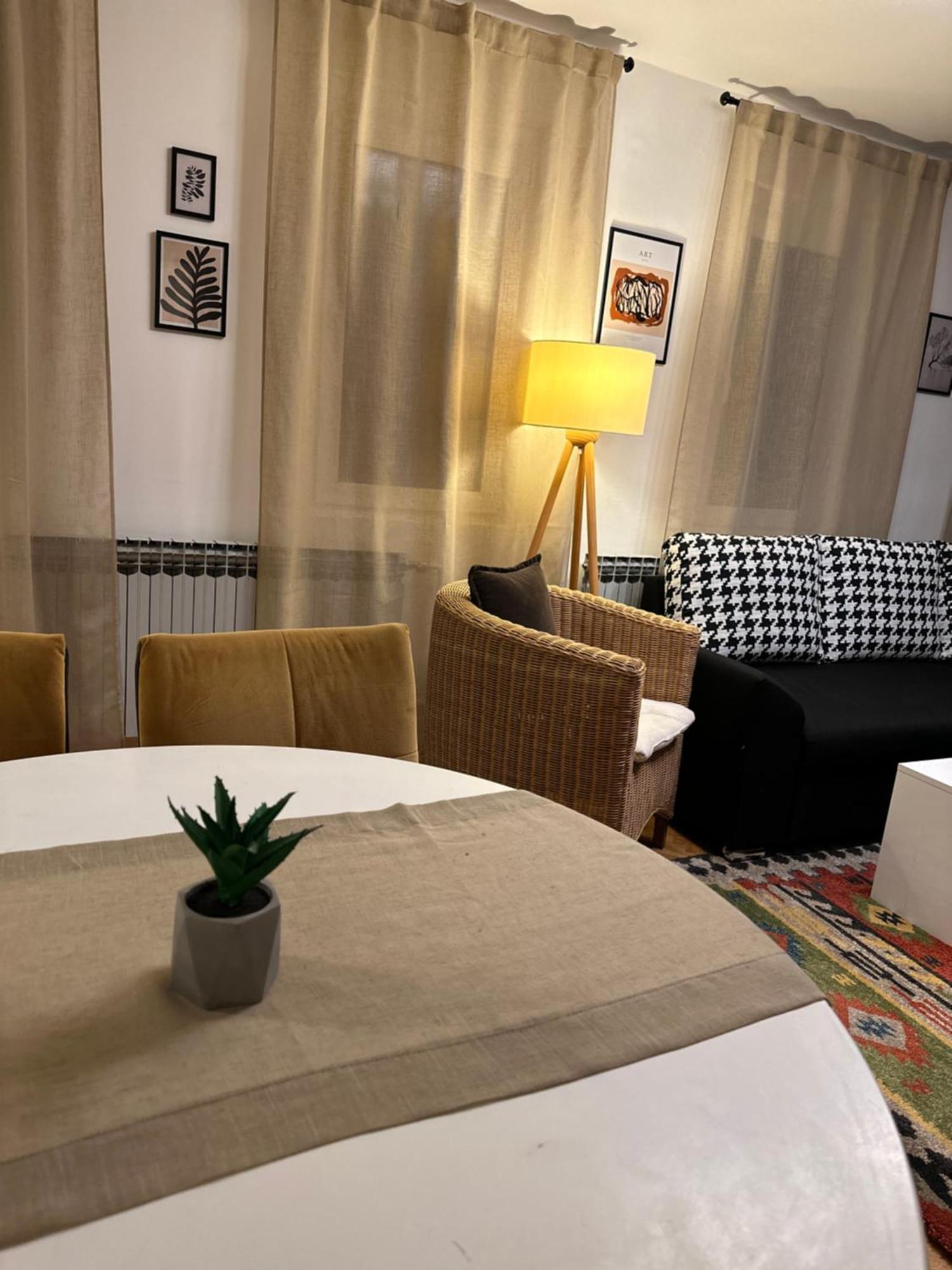 Layla'S Home Free Parking Saraievo Exterior foto